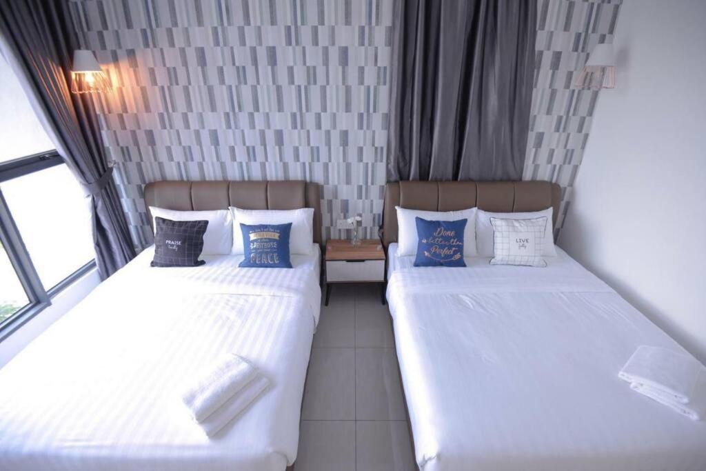 Cozy Haven Atlantis With Large Swimming Pool Lejlighed Malacca Eksteriør billede
